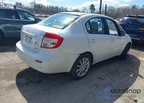 2011 Suzuki Sx4 Le/Le Anniversary Edition from USA, damaged, VIN JS2YC5A24B6300797